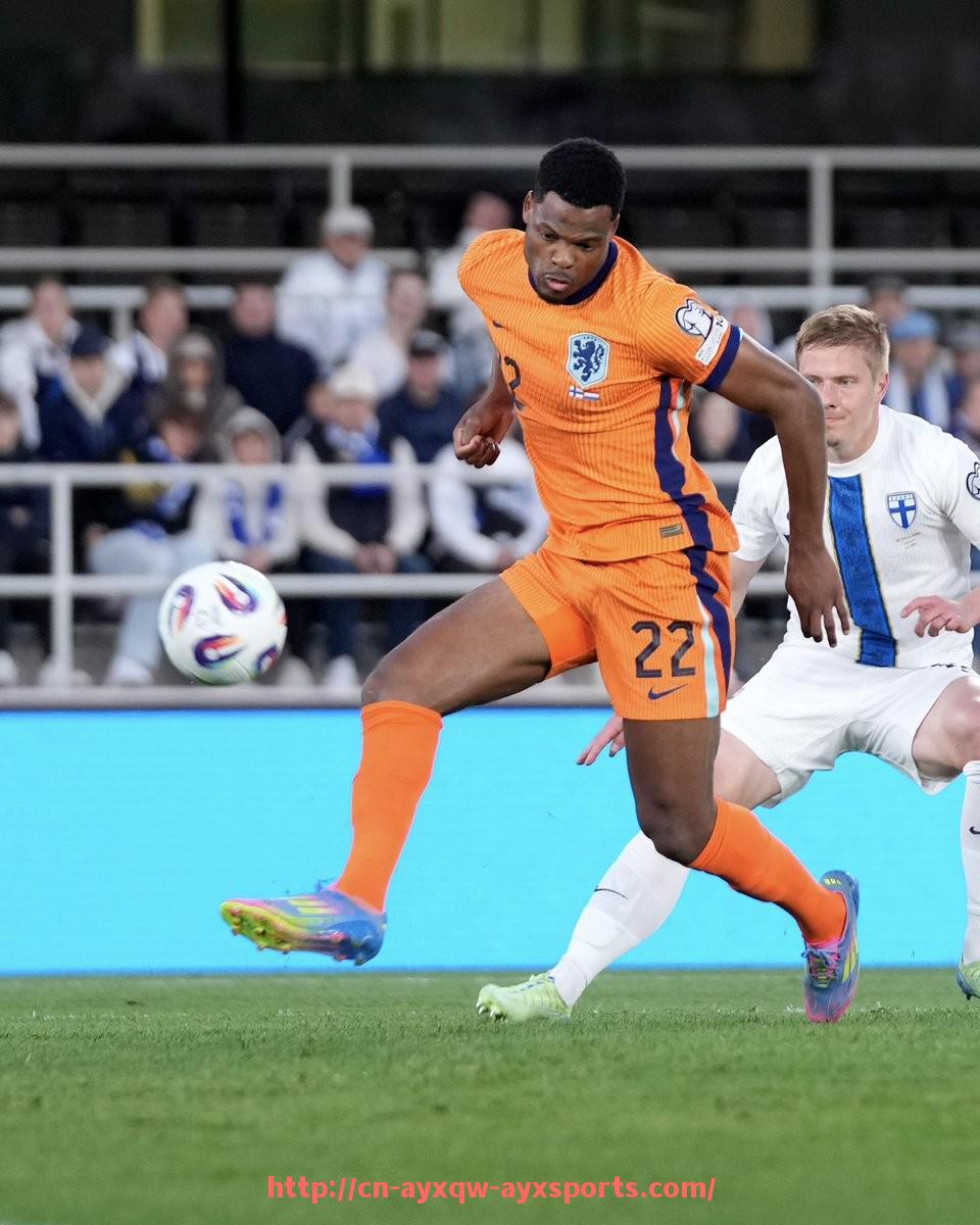 爱游戏体育-世俱杯临场反应能力考察及应变能力对比赛的影响