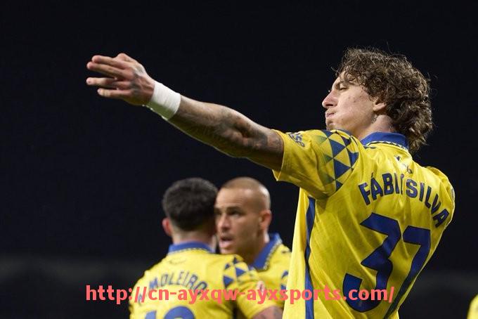 爱游戏体育-世俱杯体育公关事件分析与危机应对案例汇编